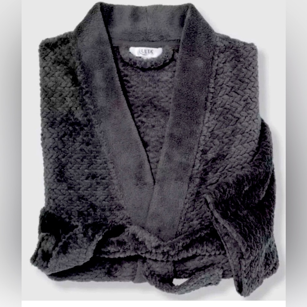 ULTA BEAUTY MEN'S PLUSH ROBE GRAY
